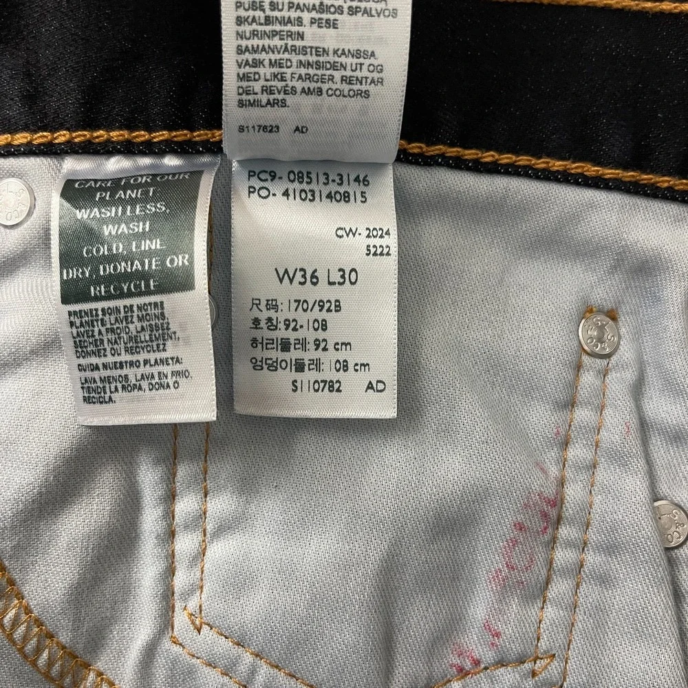 Levis levis 513
